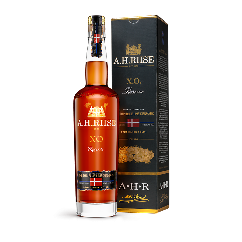 A.H.RIISE XO Reserve – Thin Blue Line Denmark Rum 40% Vol. 0,7 Liter