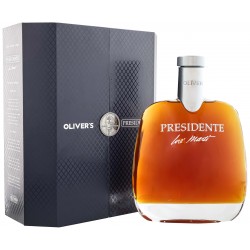 Presidente José Marti Luxury Rum 40% Vol. 0,7 Liter in Geschenkbox bei premium-Rum.de bestellen.