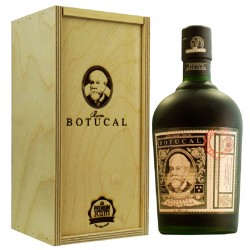 Botucal Reserva Exclusiva 0,7  Liter in Premium-Rum Holzbox hier bestellen.
